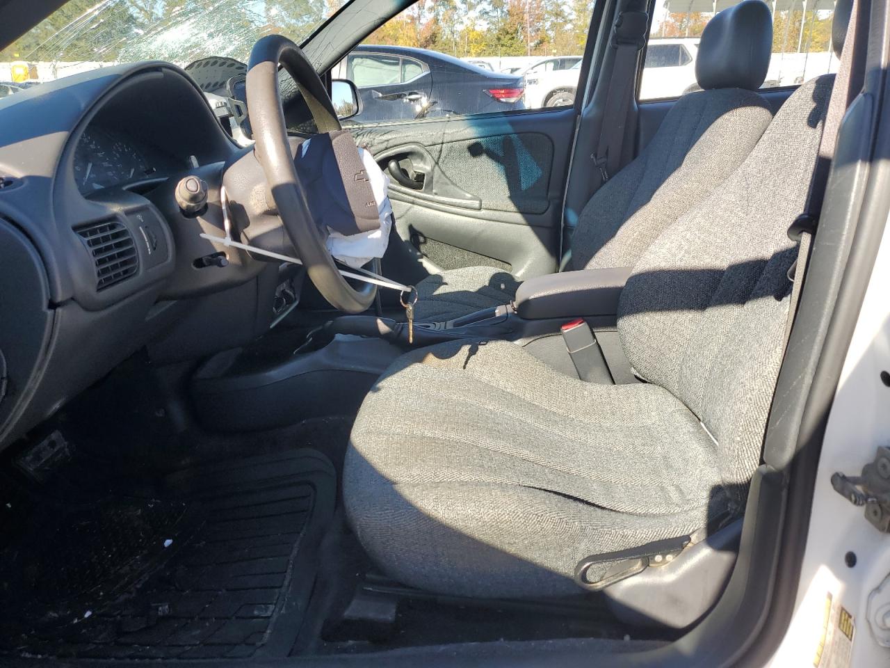 Chevrolet Cavalier Image 11