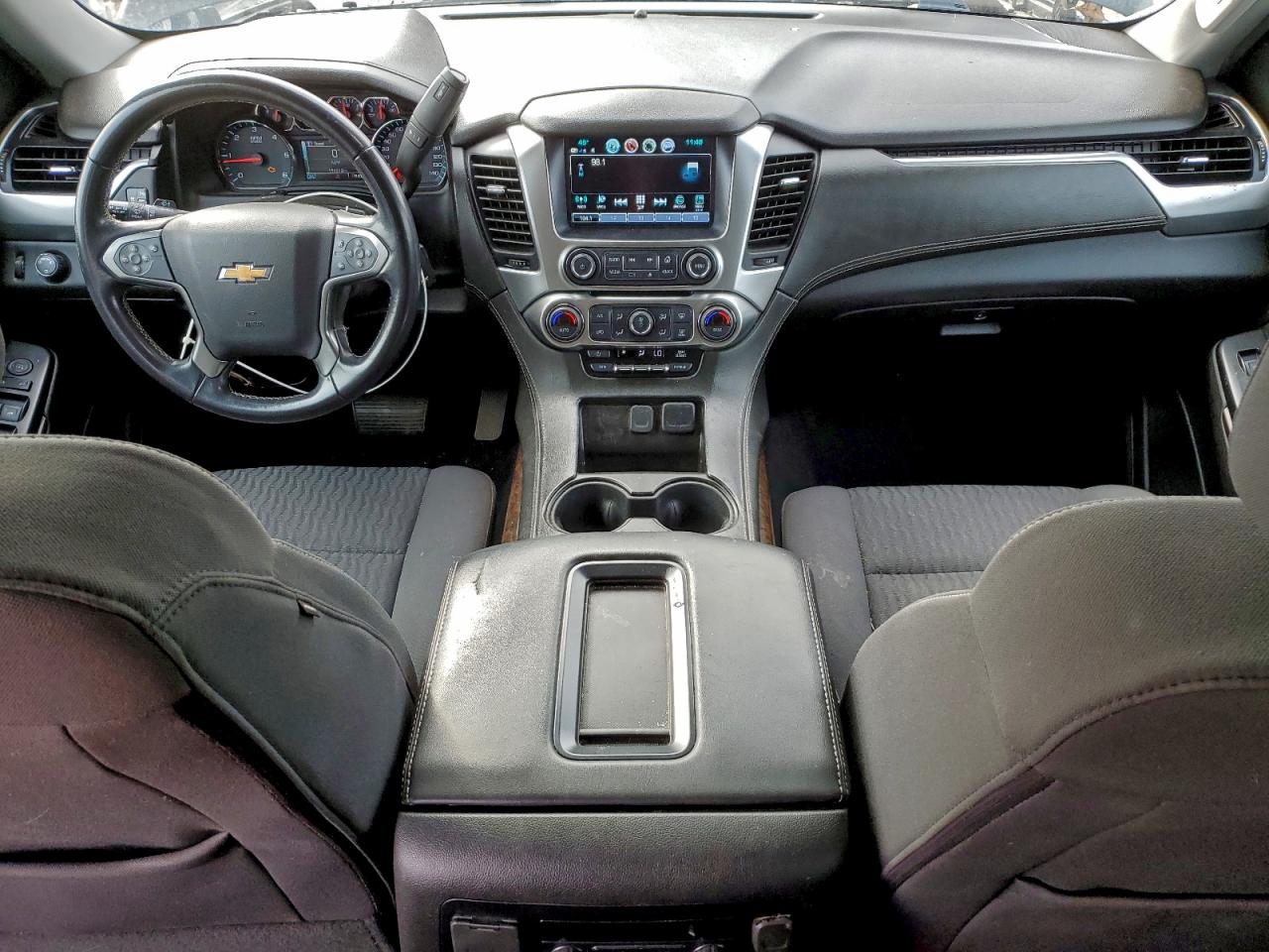 Chevrolet Tahoe C1500 Ls Image 4