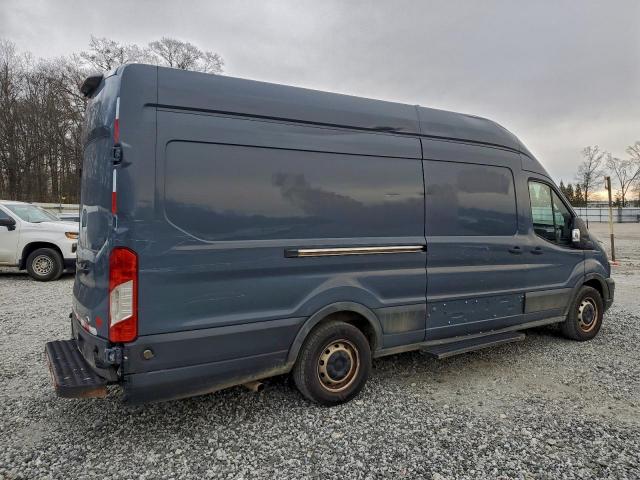 Ford Transit T-250 Image 4