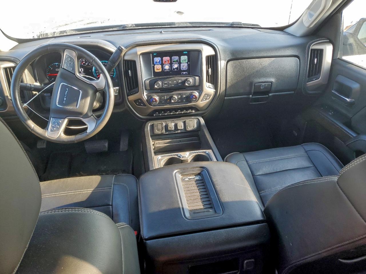 GMC Sierra K1500 Denali Image 11