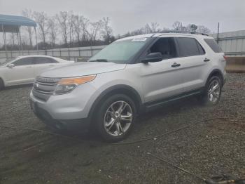  Salvage Ford Explorer
