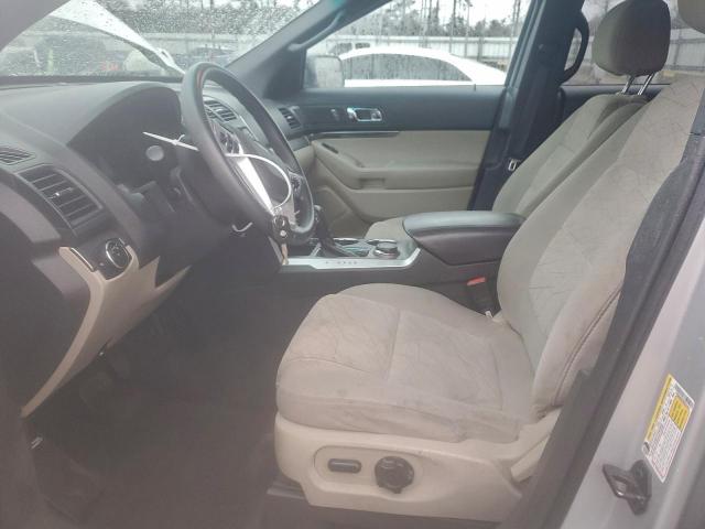 Ford Explorer Image 5