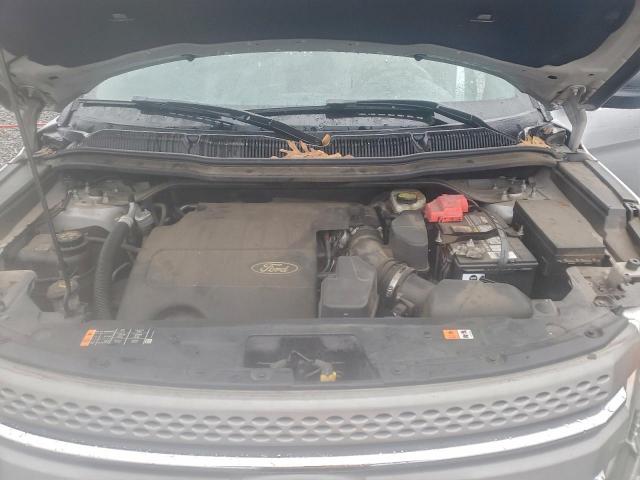 Ford Explorer Image 12