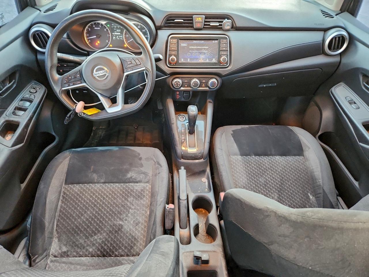 Nissan Versa S Image 4