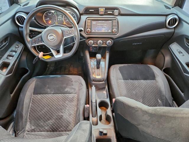 Nissan Versa S Image 4