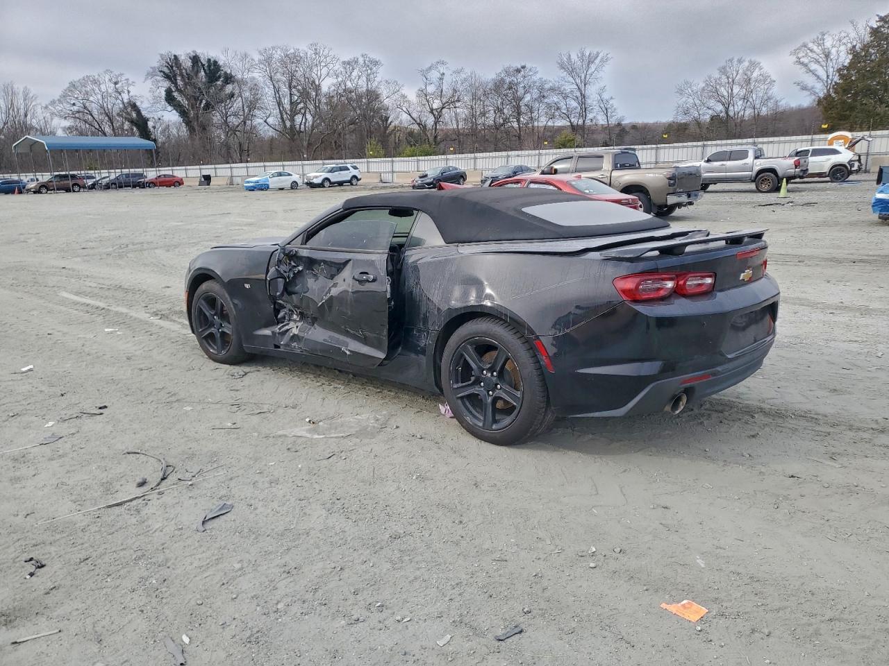 Chevrolet Camaro Ls Image 2