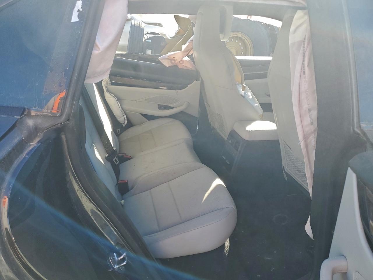 Porsche Macan 4 4 Image 3