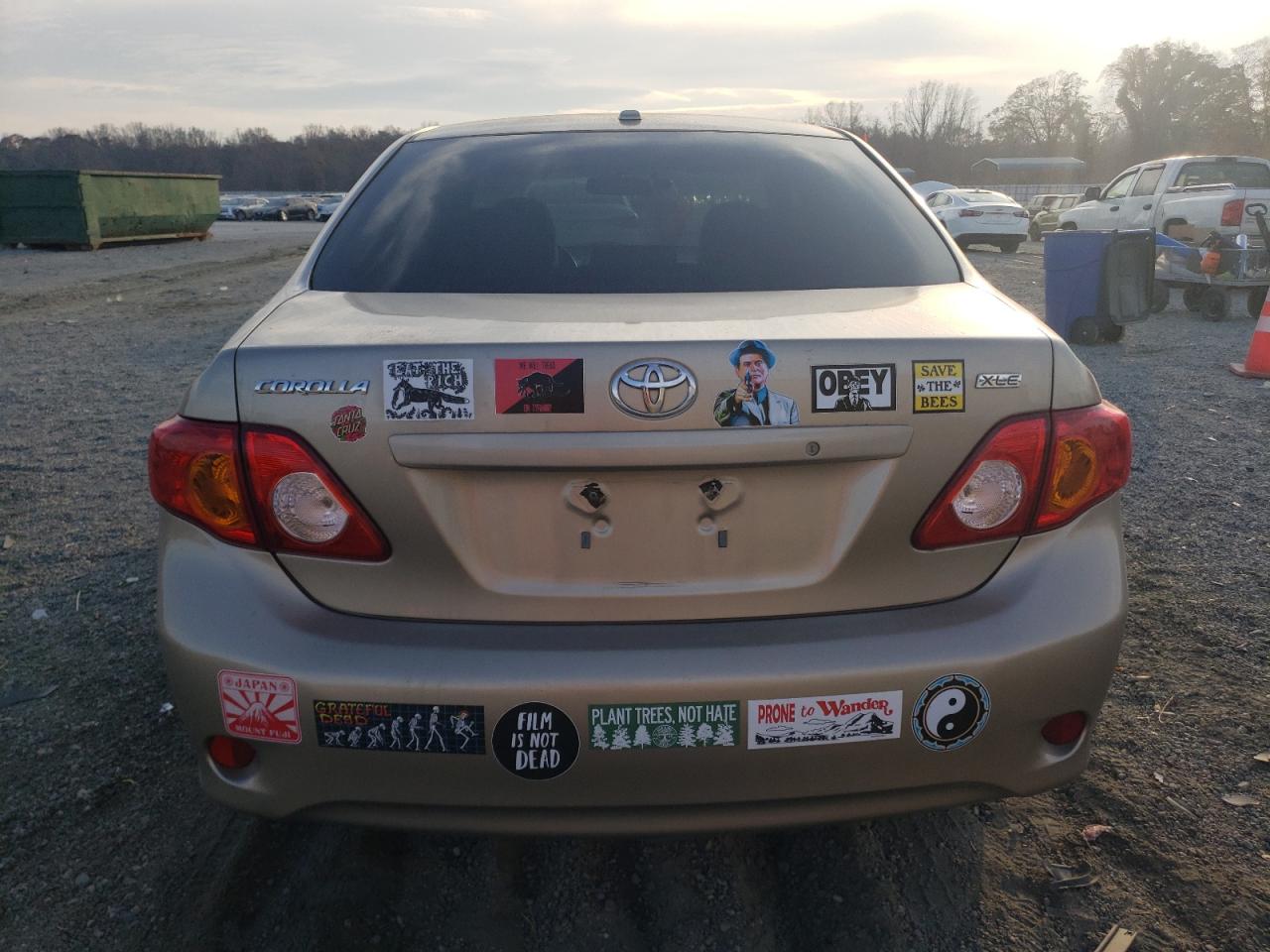 Toyota Corolla Base Image 4