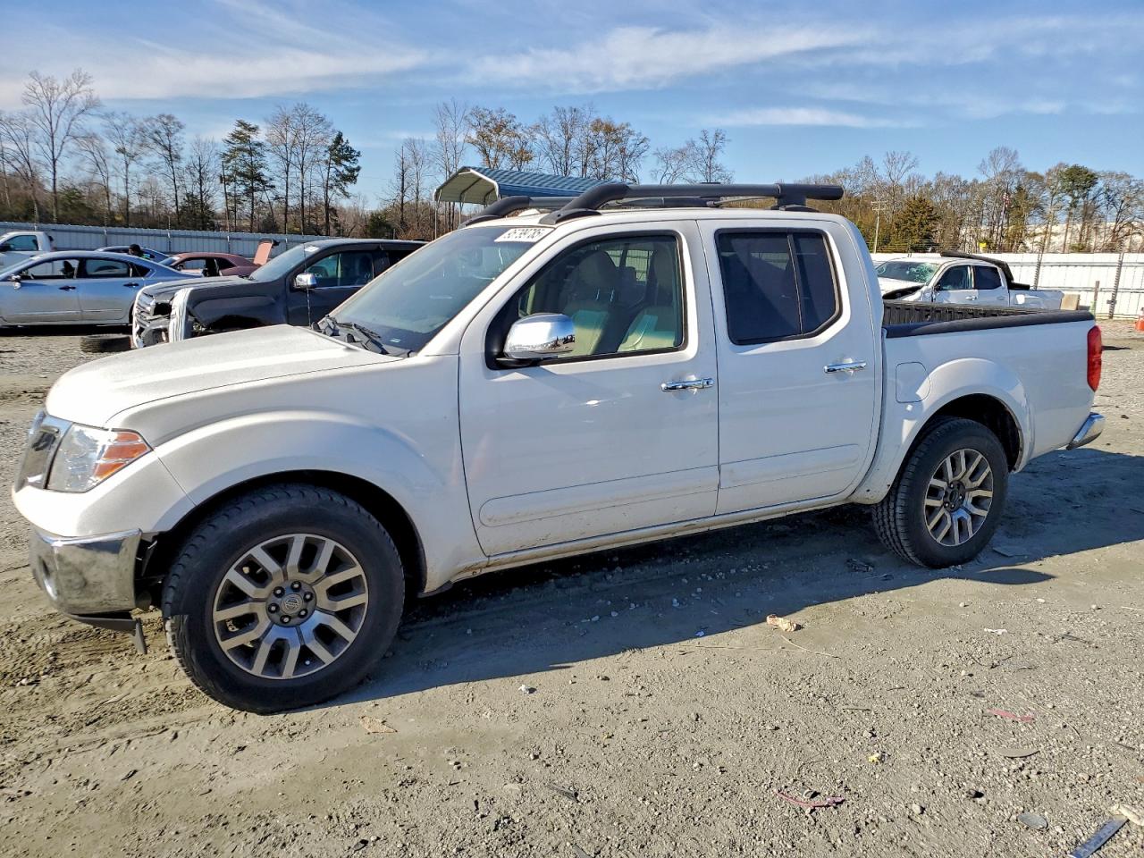 Nissan Frontier Crew Cab Se Image 1