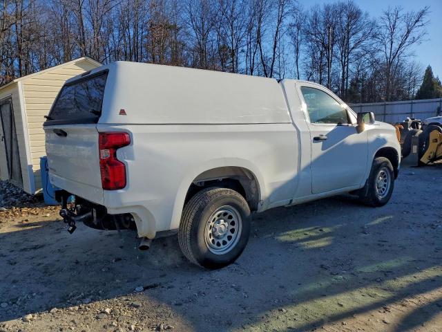 Chevrolet Silverado C1500 Image 9