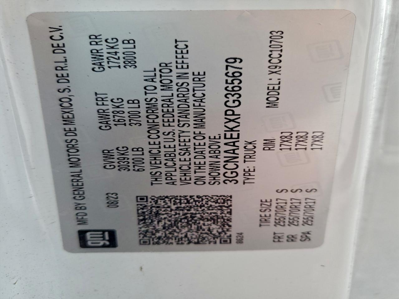 Chevrolet Silverado C1500 Image 11