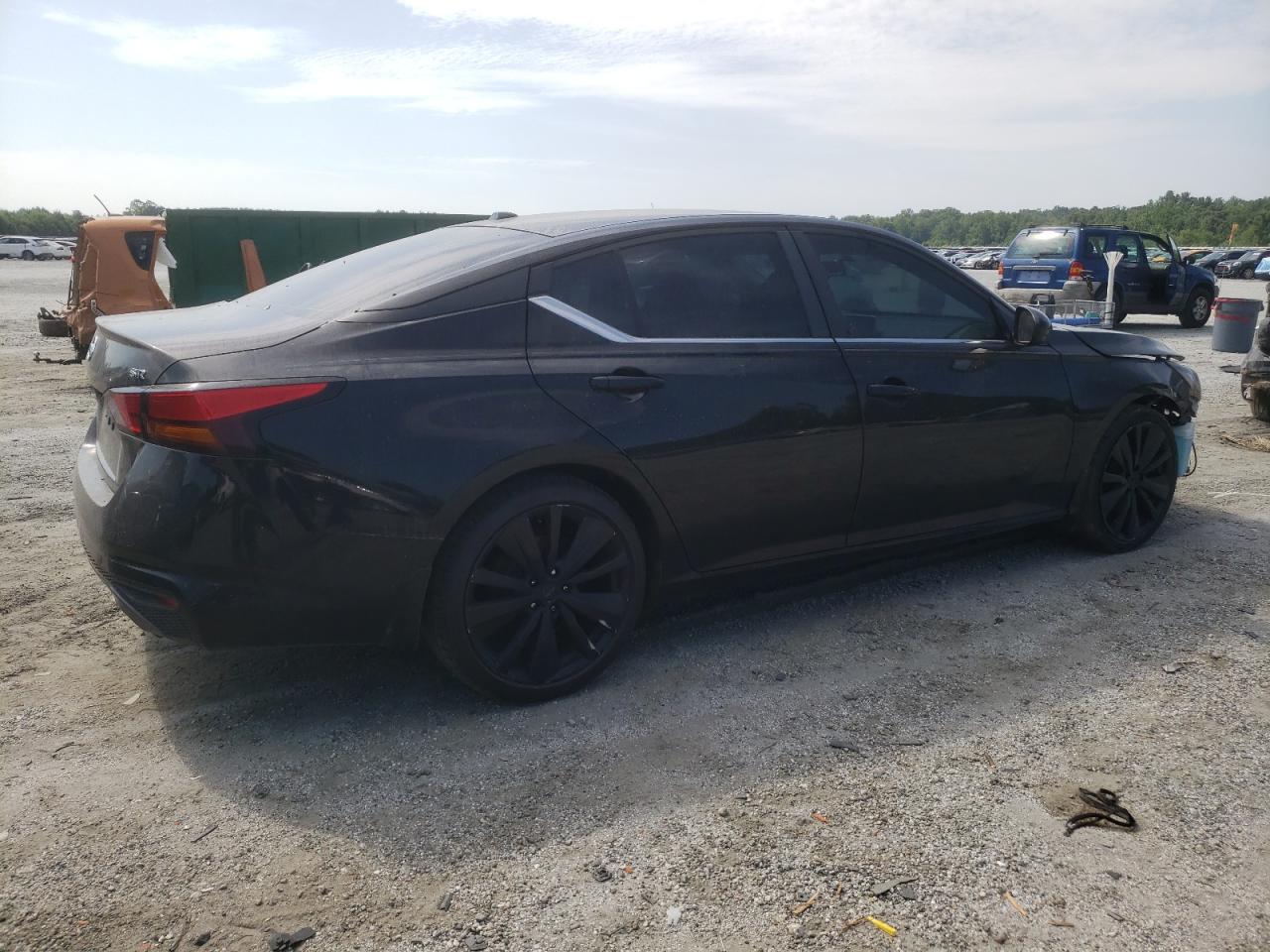 Nissan Altima Sr Image 2