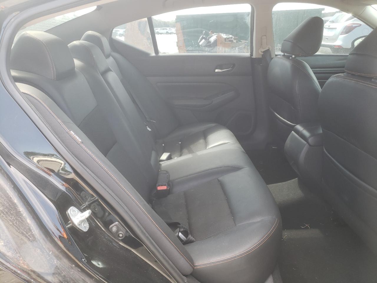 Nissan Altima Sr Image 9