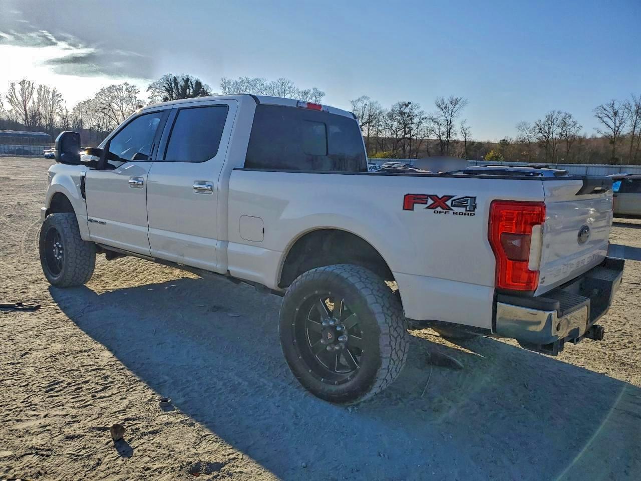 Ford F-250 Super Duty Image 5