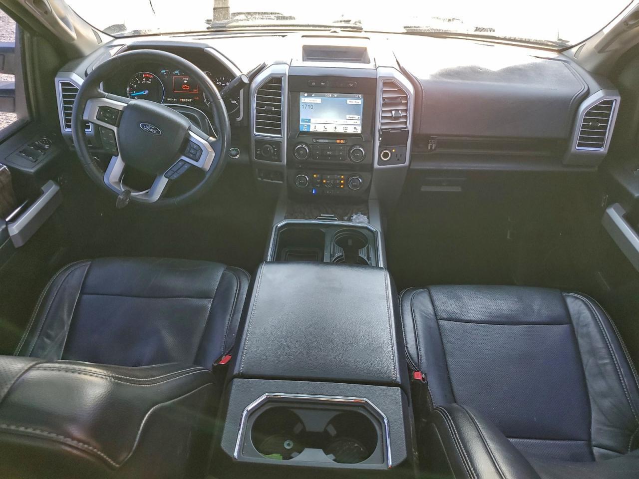 Ford F-250 Super Duty Image 12