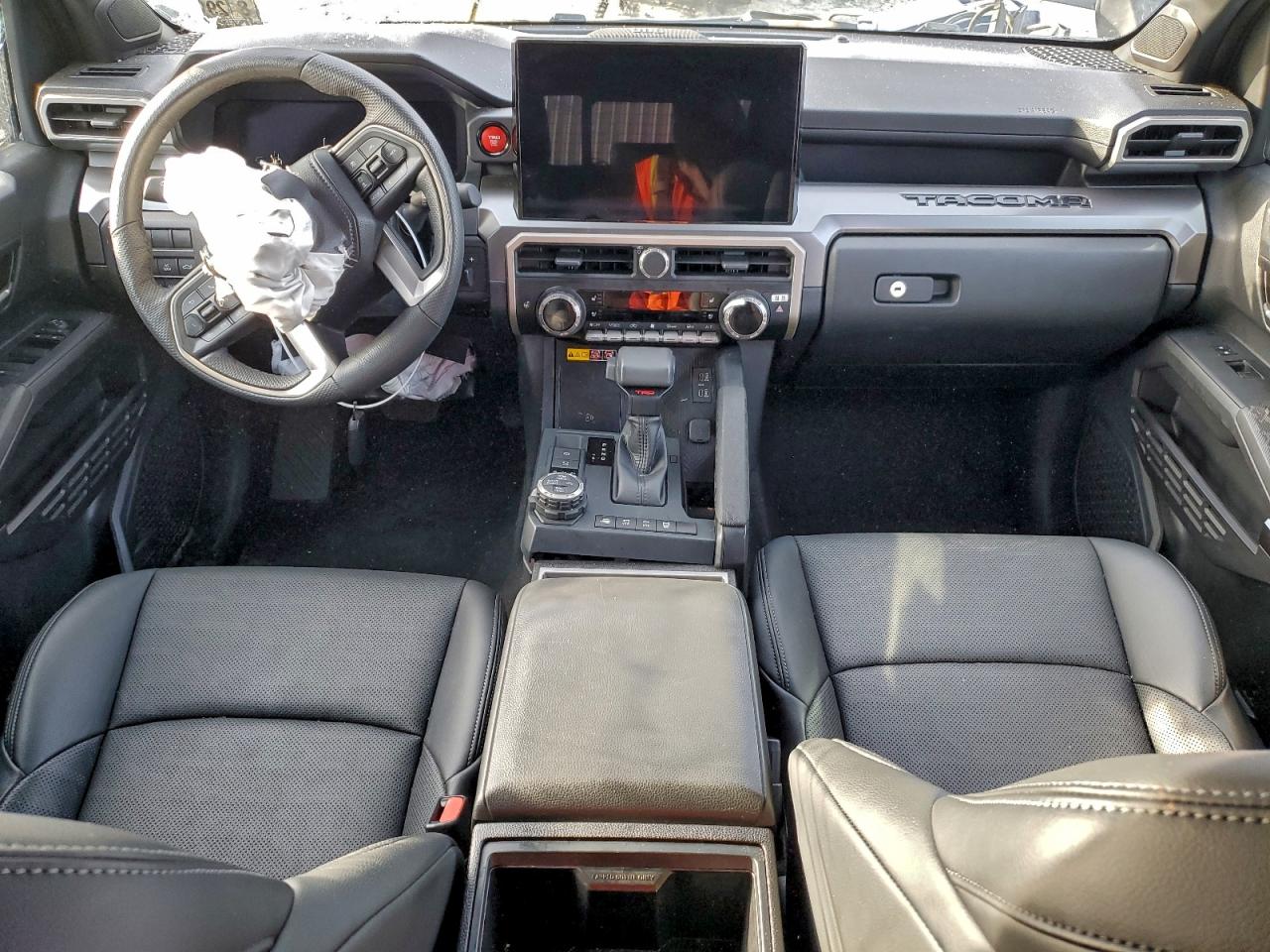 Toyota Tacoma Double Cab Image 4