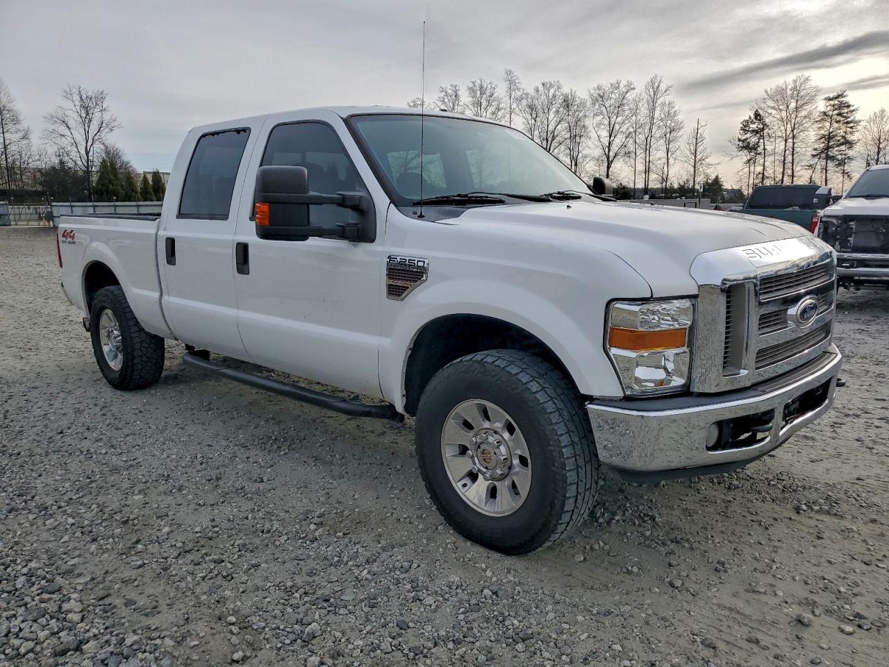 Ford F-250 Super Duty Image 6