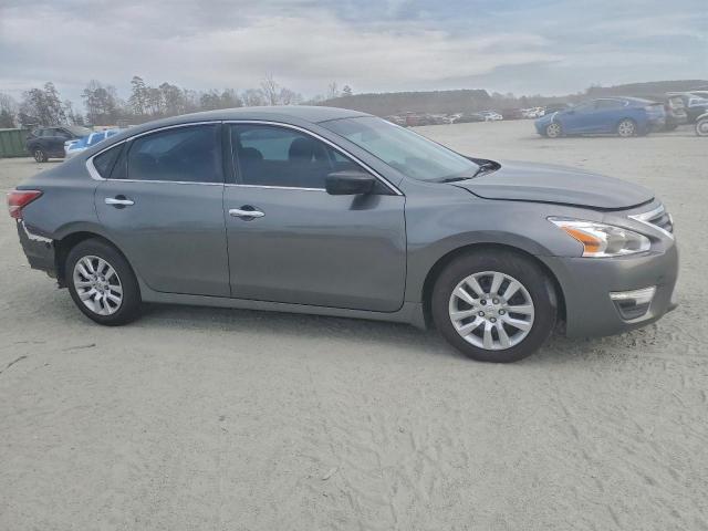 Nissan Altima 2.5 Image 3