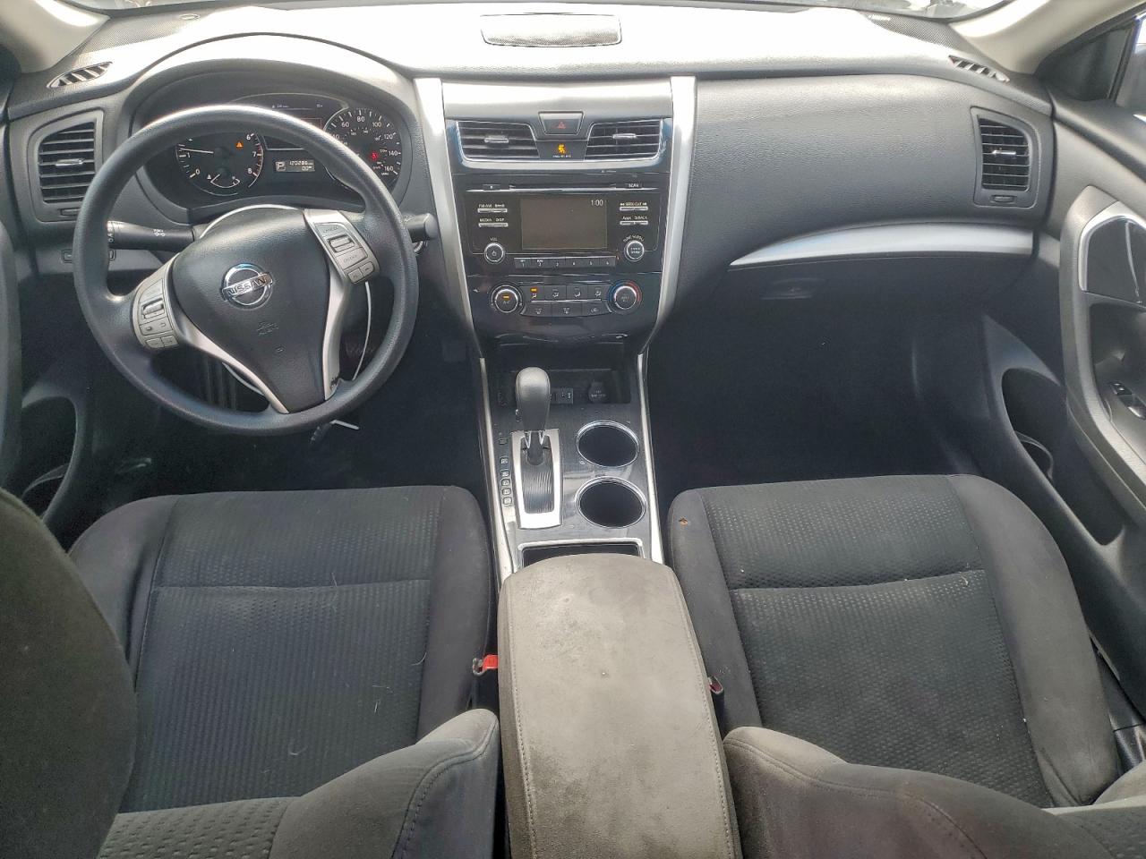 Nissan Altima 2.5 Image 10