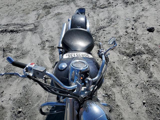 Suzuki Boulevard Image 9