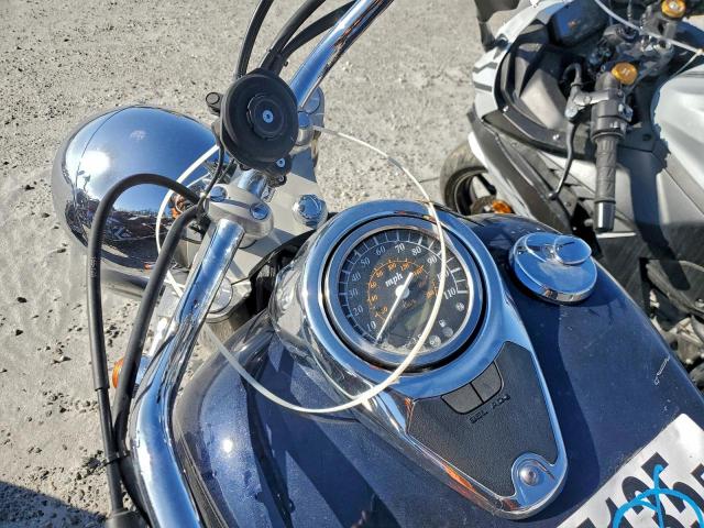 Suzuki Boulevard Image 8