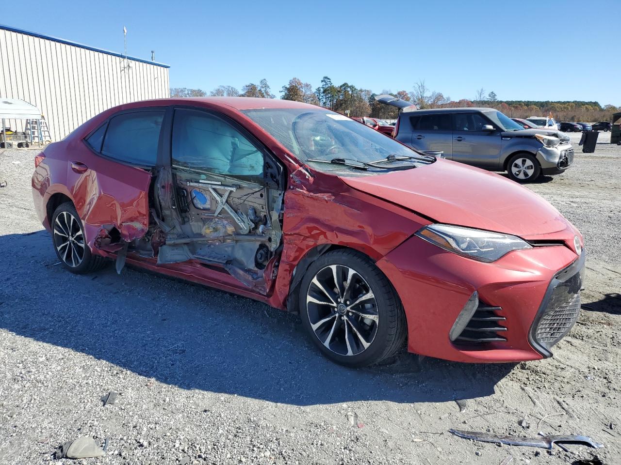 Toyota Corolla L Image 5