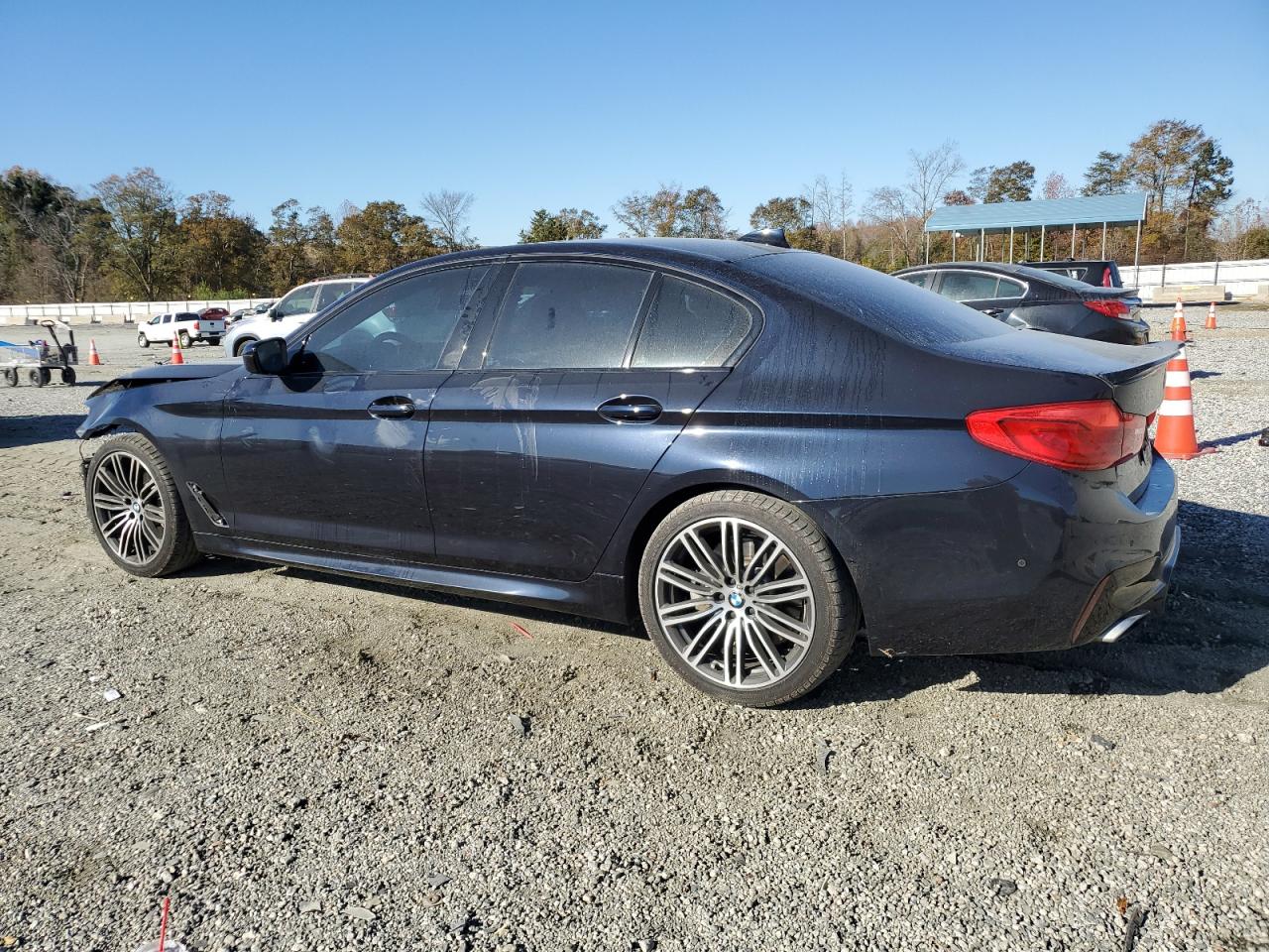 BMW 5 Series I Image 8