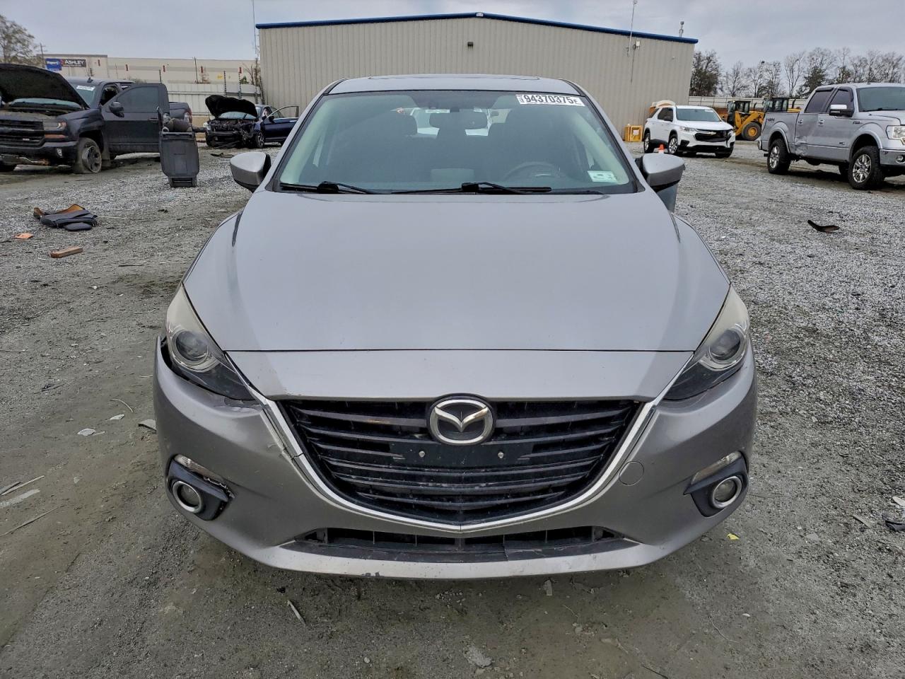 Mazda 3 Grand Touring Image 5