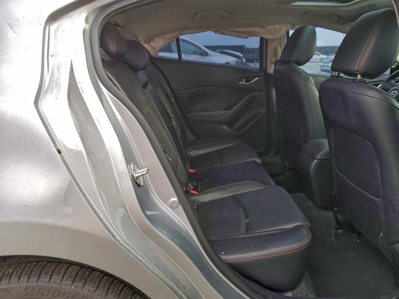 Mazda 3 Grand Touring Image 7