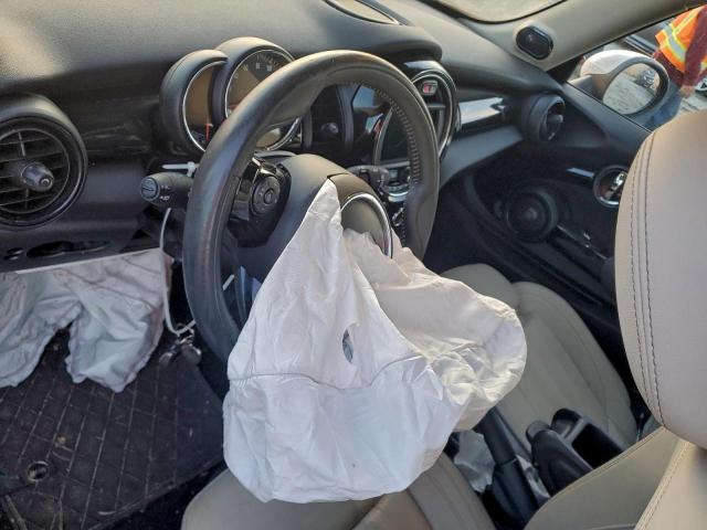 MINI Cooper S Image 8