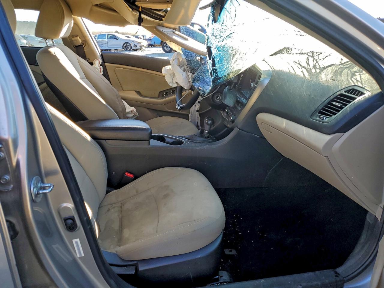 Kia Optima Lx Image 8