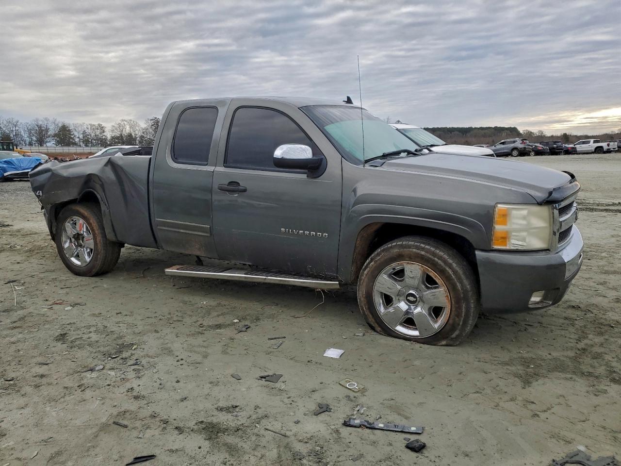 Chevrolet Silverado K1500 Lt Image 5