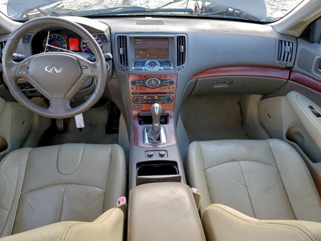 INFINITI G37 Base Image 8