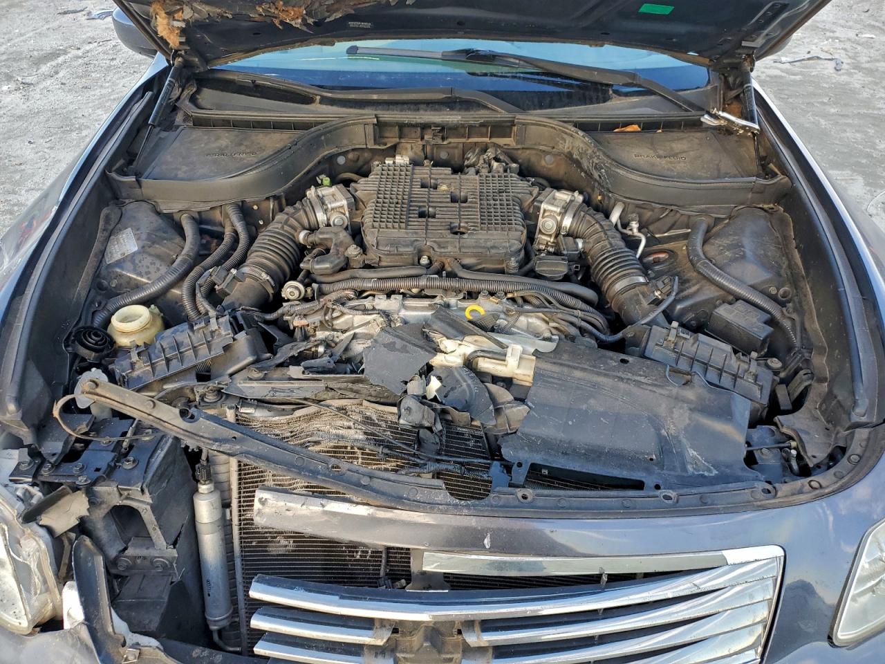 INFINITI G37 Base Image 11