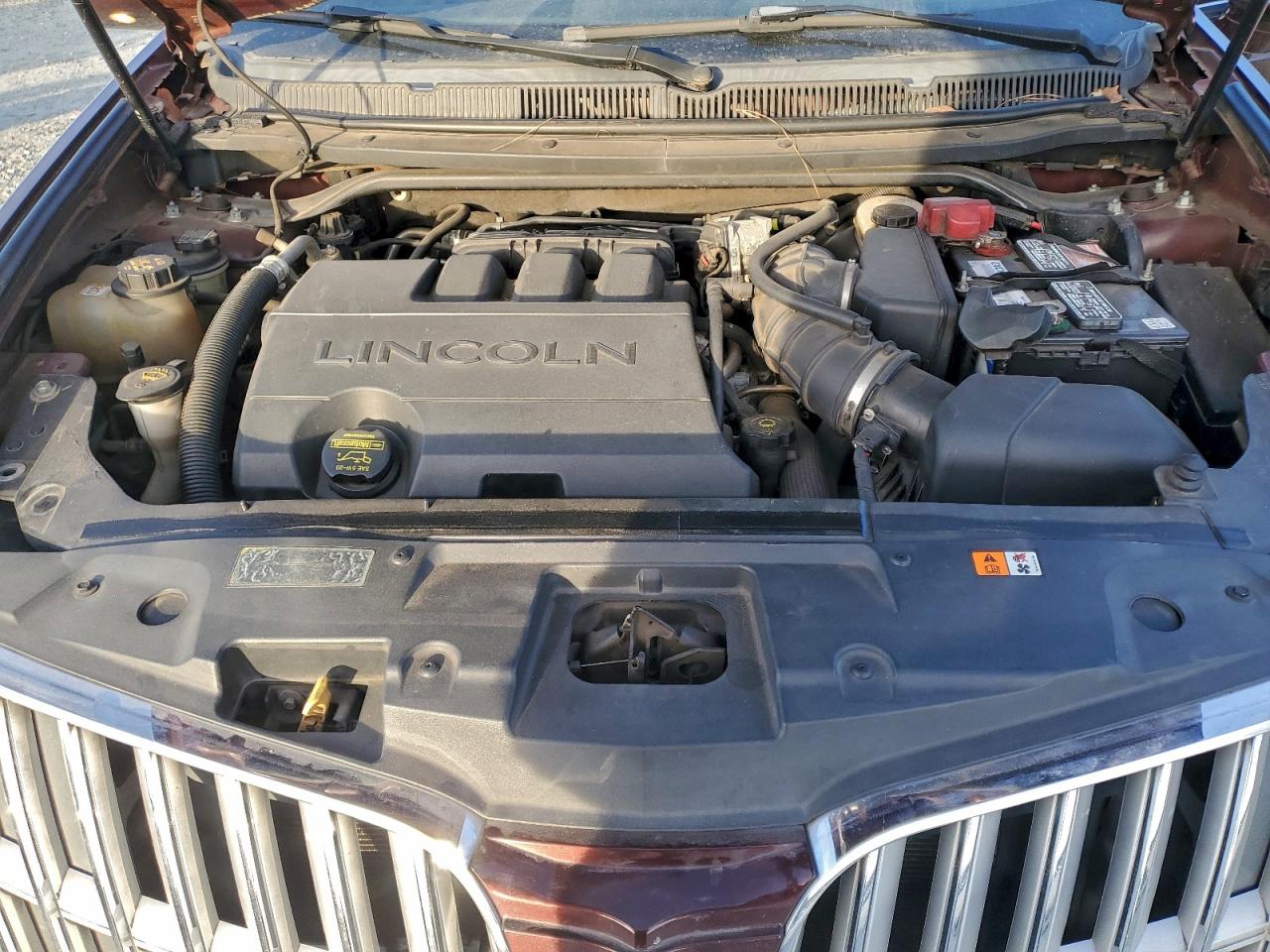 Lincoln MKT Image 12