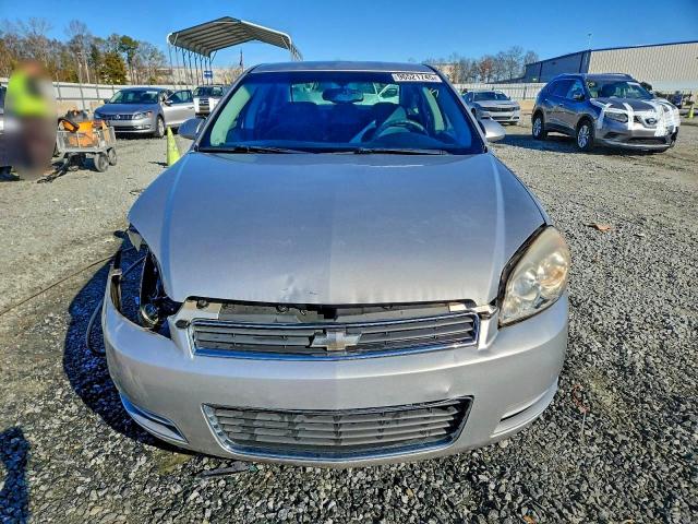 Chevrolet Impala Lt Image 2