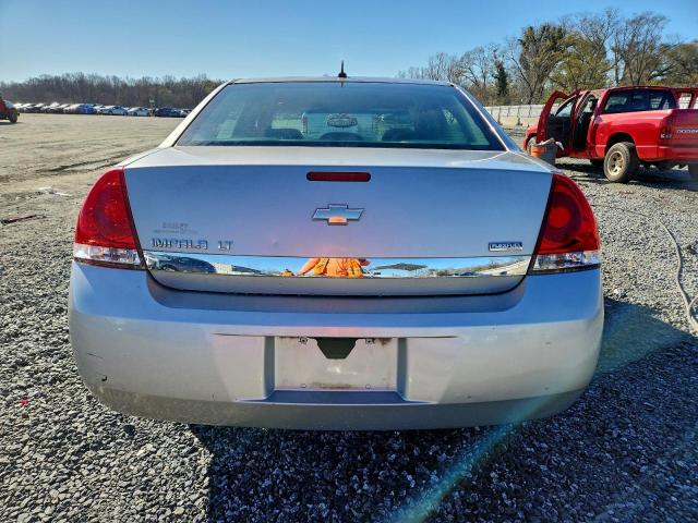 Chevrolet Impala Lt Image 12