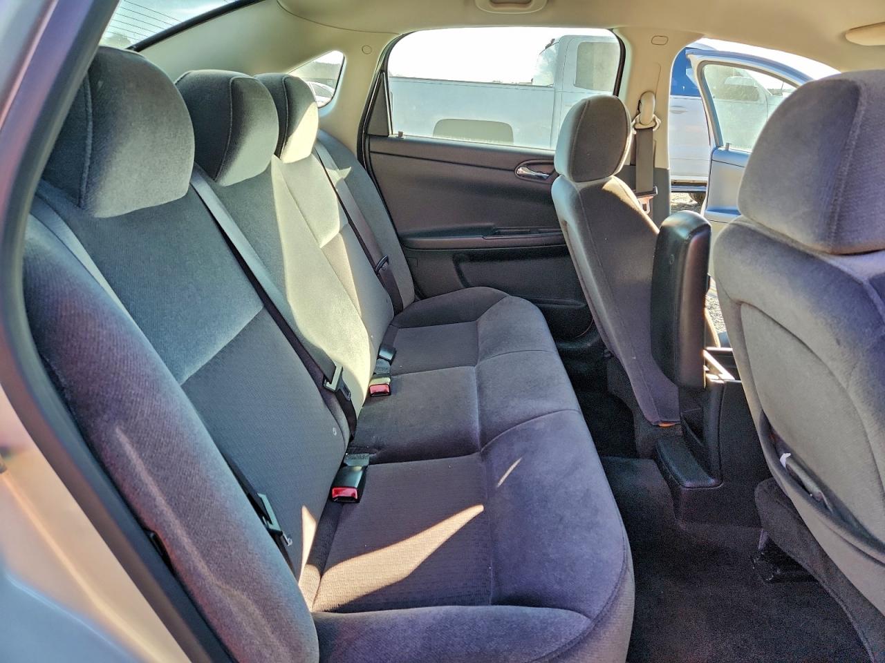 Chevrolet Impala Lt Image 5