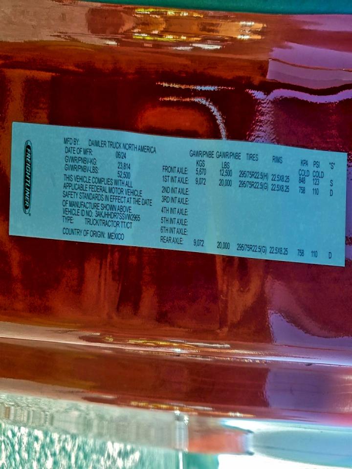 Freightliner Cascadia 1 Image 6