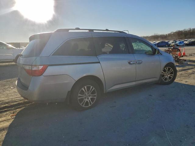 Honda Odyssey Exl Image 3