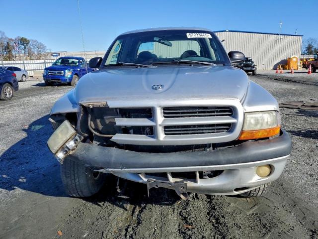 Dodge Dakota Quad Sport Image 8