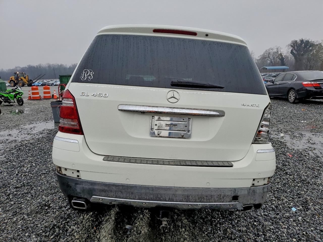 Mercedes-Benz G-Class 450 4matic Image 4