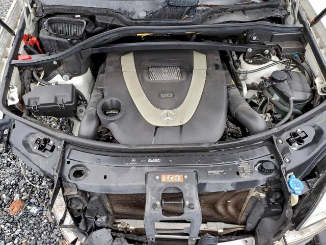 Mercedes-Benz G-Class 450 4matic Image 12