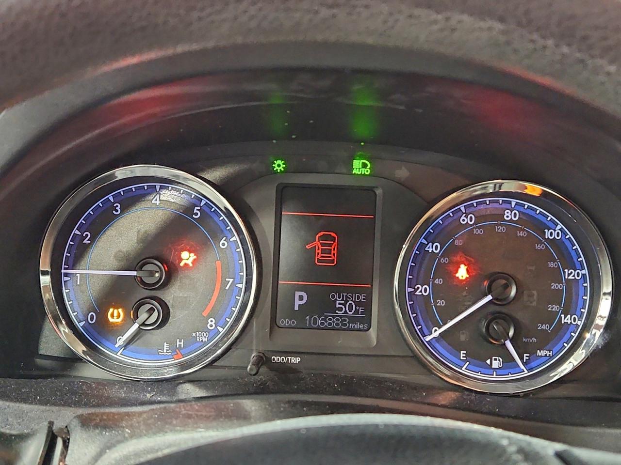 Toyota Corolla L Image 4