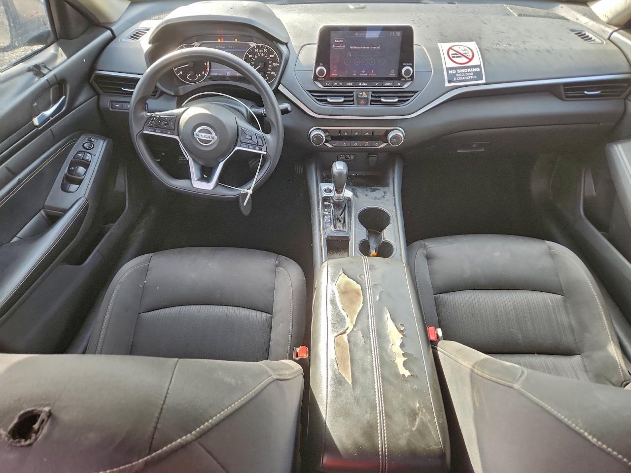 Nissan Altima S Image 6