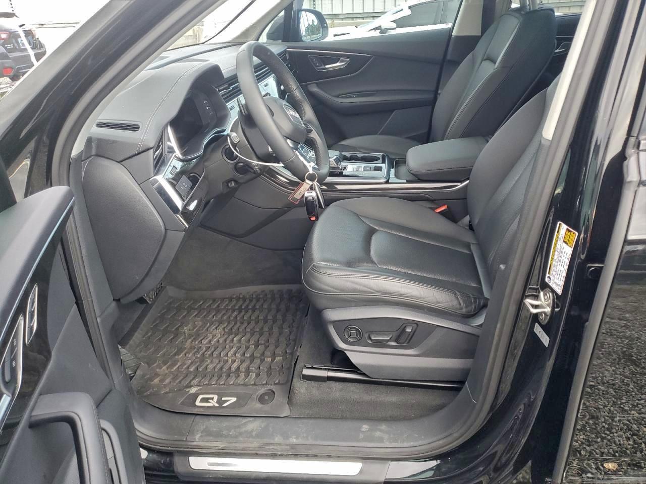 Audi Q7 Premium Plus Image 7