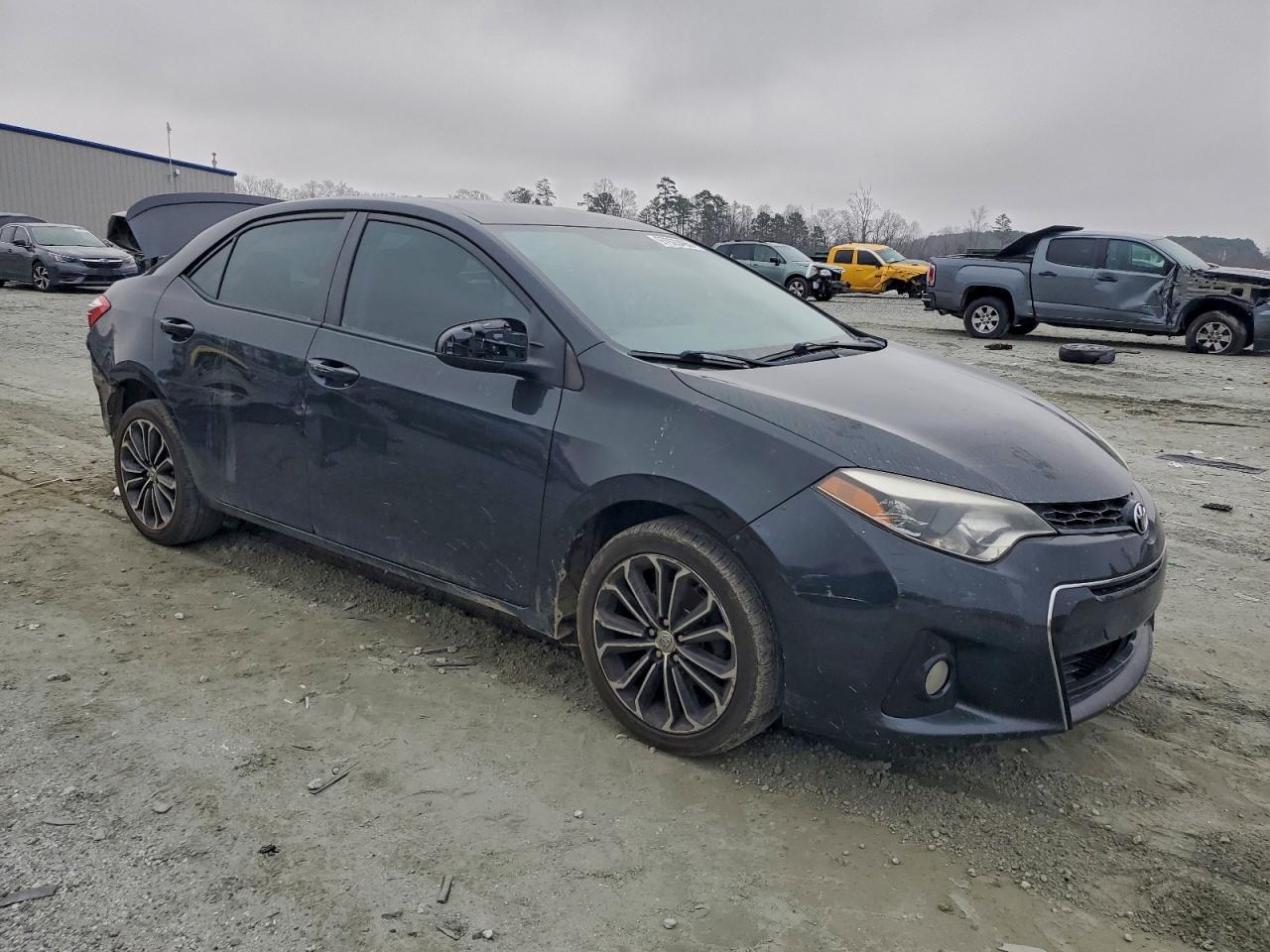 Toyota Corolla L Image 3