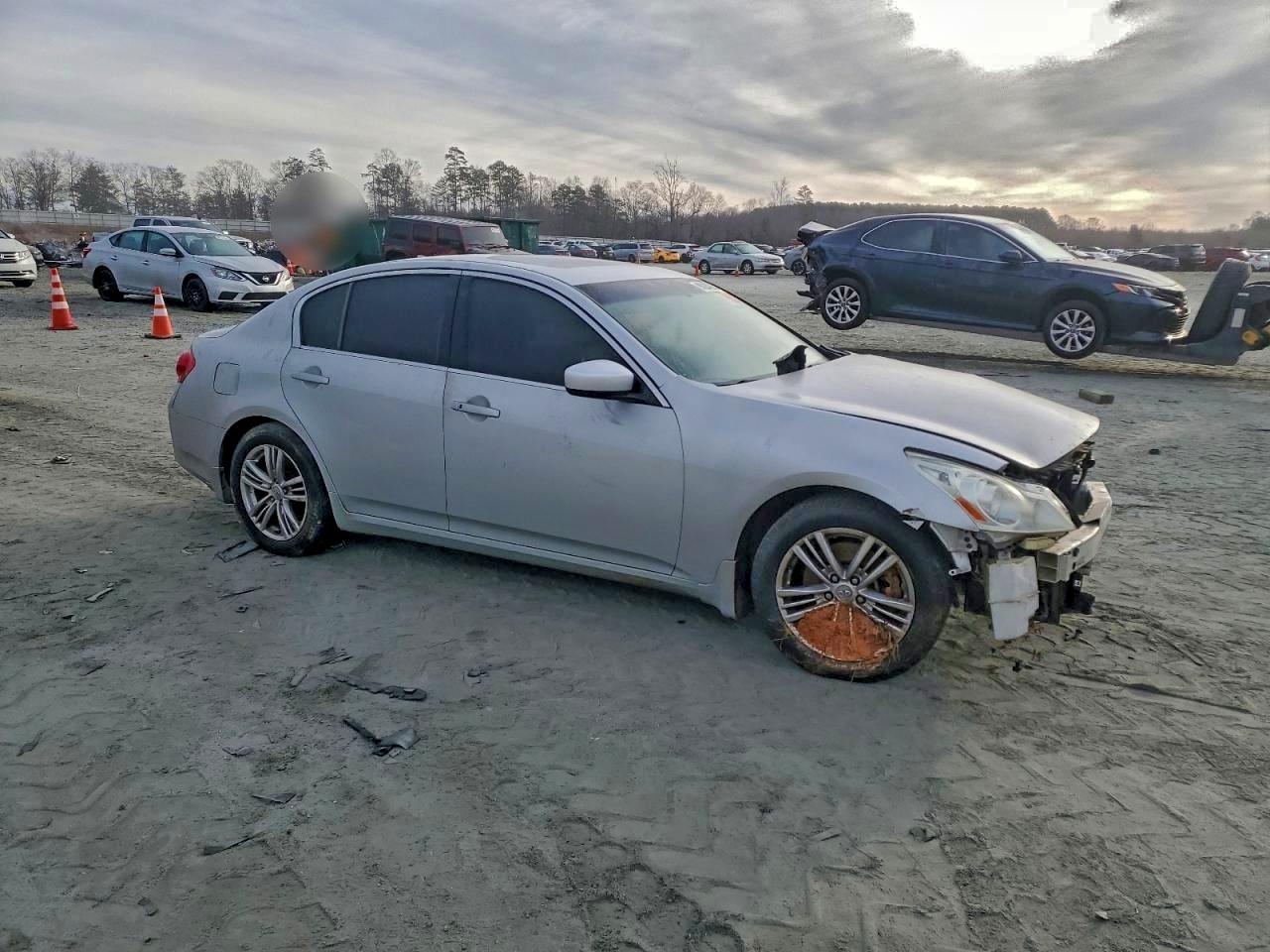 INFINITI G37 Base Image 11