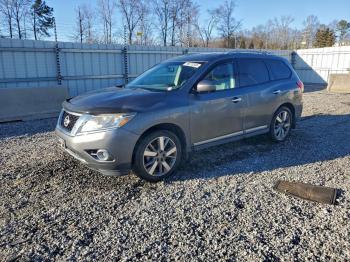  Salvage Nissan Pathfinder