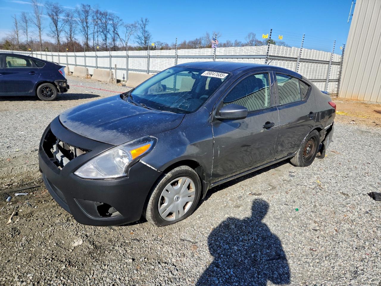 Nissan Versa S Image 1